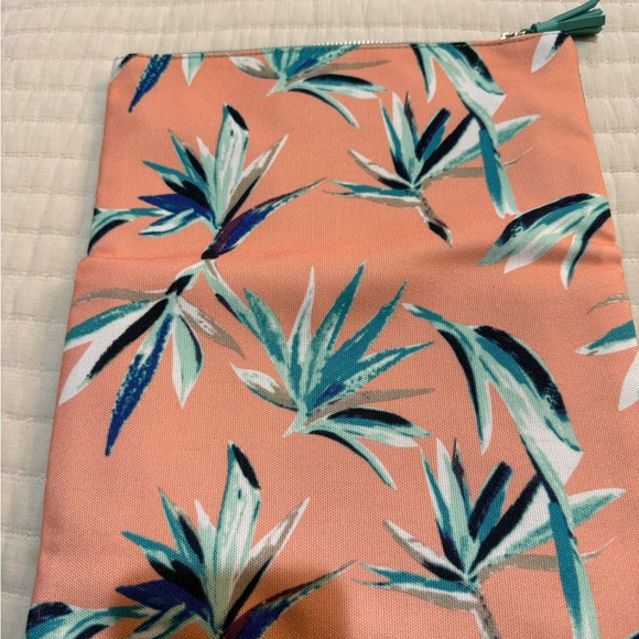 Rachel Pally Pink and Green Tropical Clutch with Botanical Design - Picture 5 of 5